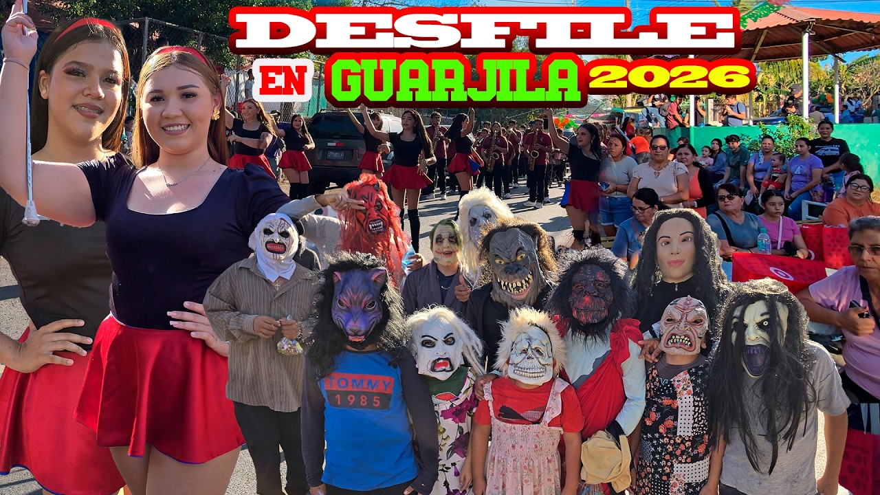 🥰Espectacular desfile💖 en uno de nuestros distritos de Chalatenango💘