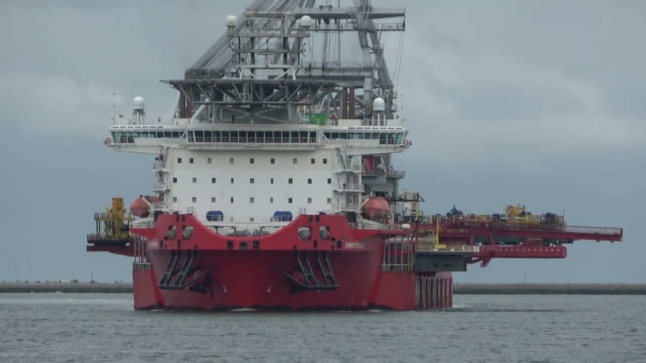 ShipSpotting in Rotterdam, The Netherlands - Part 124 4K