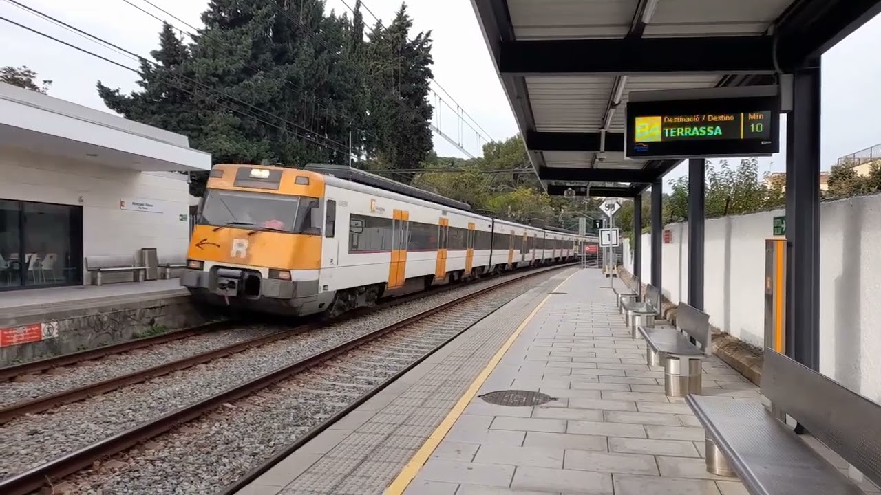 🚉RENFE 447 a MONTCADA I REIXAC-SANTA MARIA