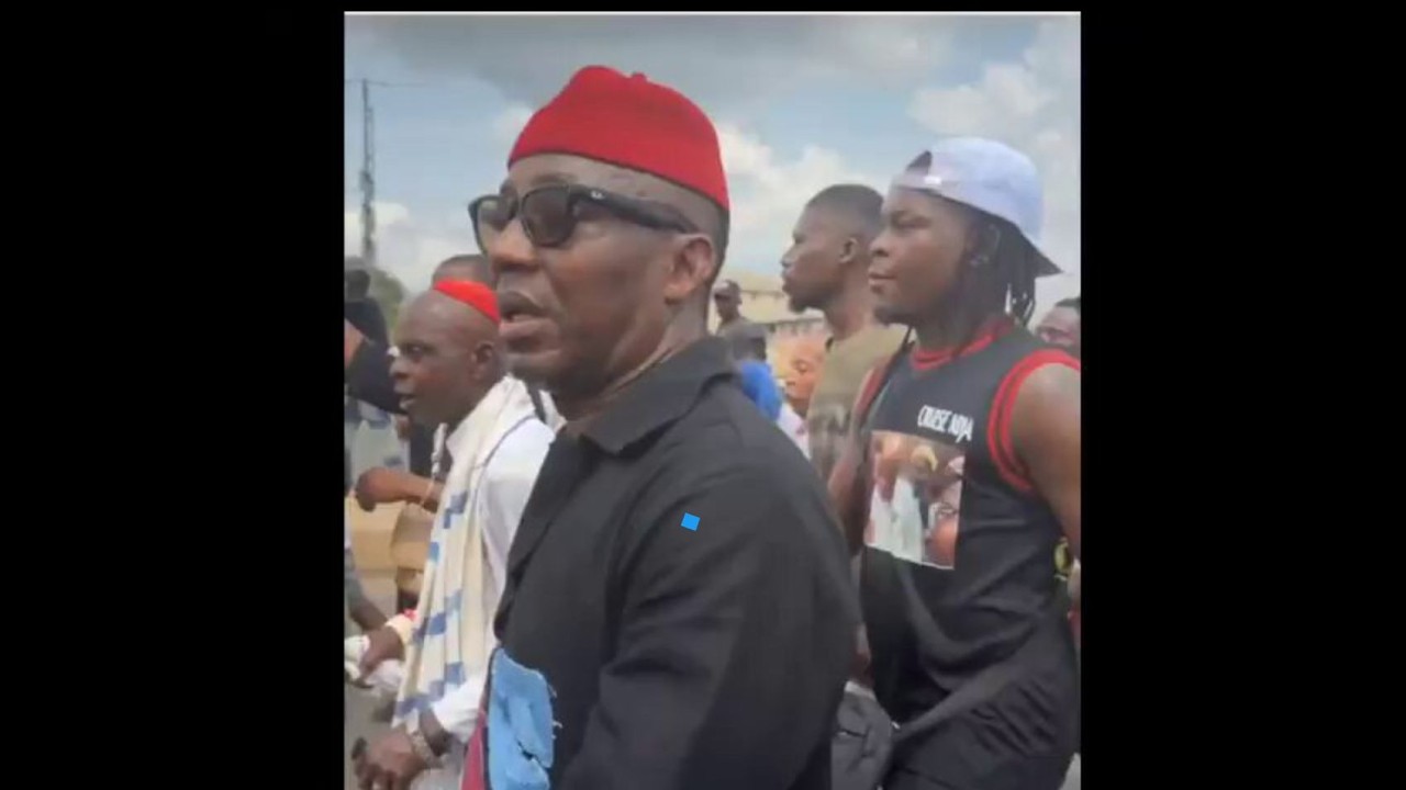 Sowore Joins Protest in Aba for Release of Nnamdi Kanu
