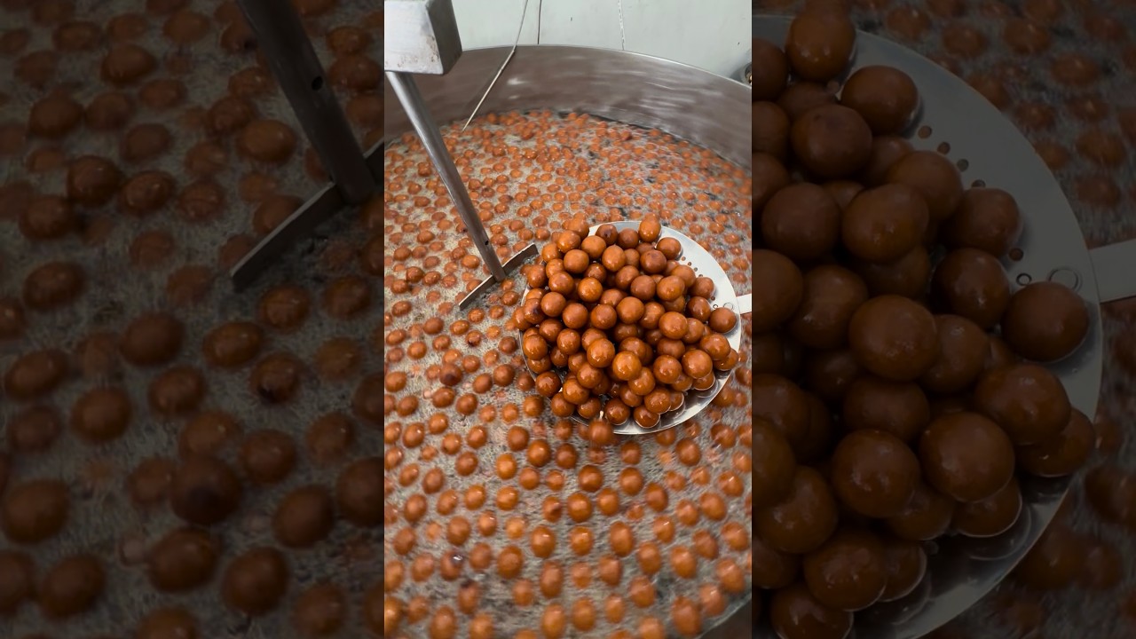 मेगा फ़ैक्ट्री🏭में हज़ारों किलो गुलाब जामुन🤤 इस तरह से बनाए जाते हैं!#gulabjamun #Sweets