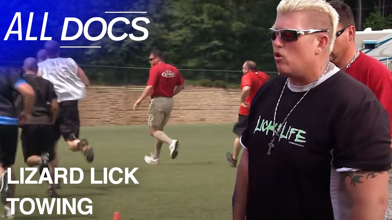 Ron and Bobby Take On an Entire Football Team | Lizard Lick Towing | All Documentary