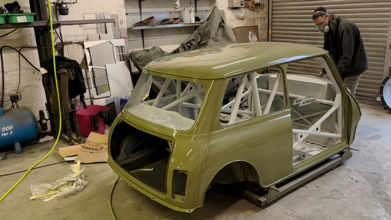 Painting The Roll Cage - Mini Miglia/Libra