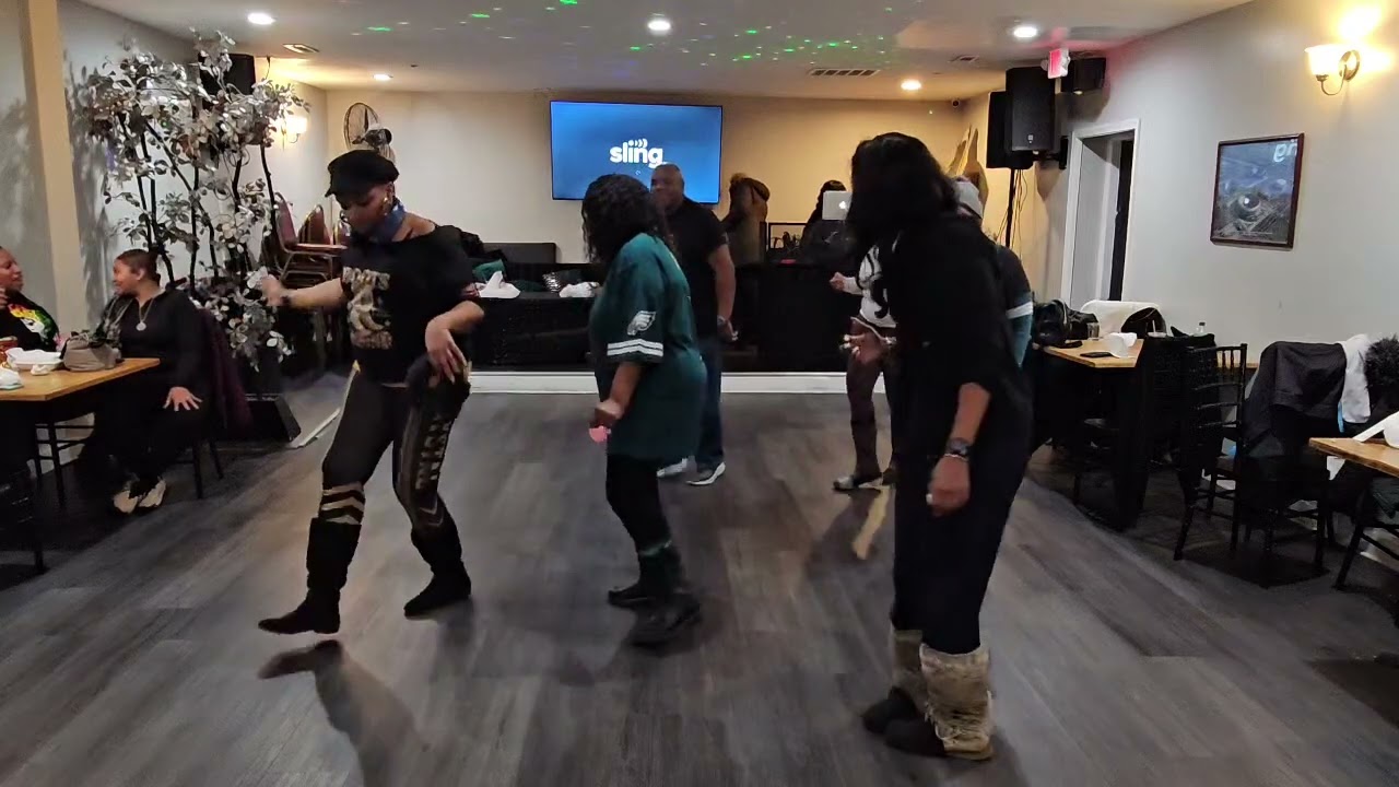 Sunday Linedance Wit Yolonda At ILLUSIONS 2-8-26 