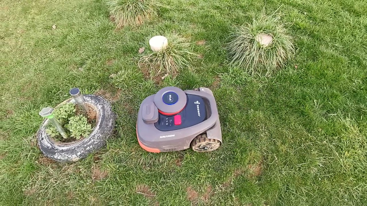 Segway Navimow v1.3.8 with VisionFence - obstacles test