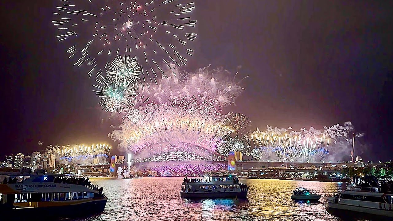 FANTASEA CRUISING NEW YEAR 2024 CELEBRATION FULL REVIEW @ SYDNEY HARBOUR BRIDGE NSW AUSTRALIA 🇦🇺