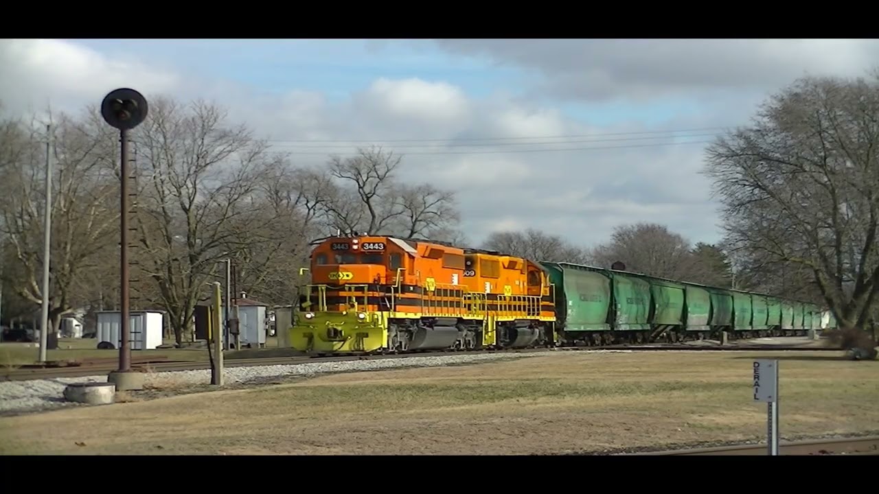 Toledo, Peoria & Western 3443 EMD SD40-2 + 5009 EMD GP50 Revenue Freight 12/26/19