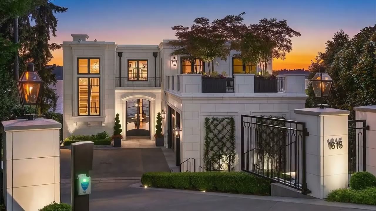 Waterfront Elegance Redefined: Smart Home, Private Gym & Yacht Platform