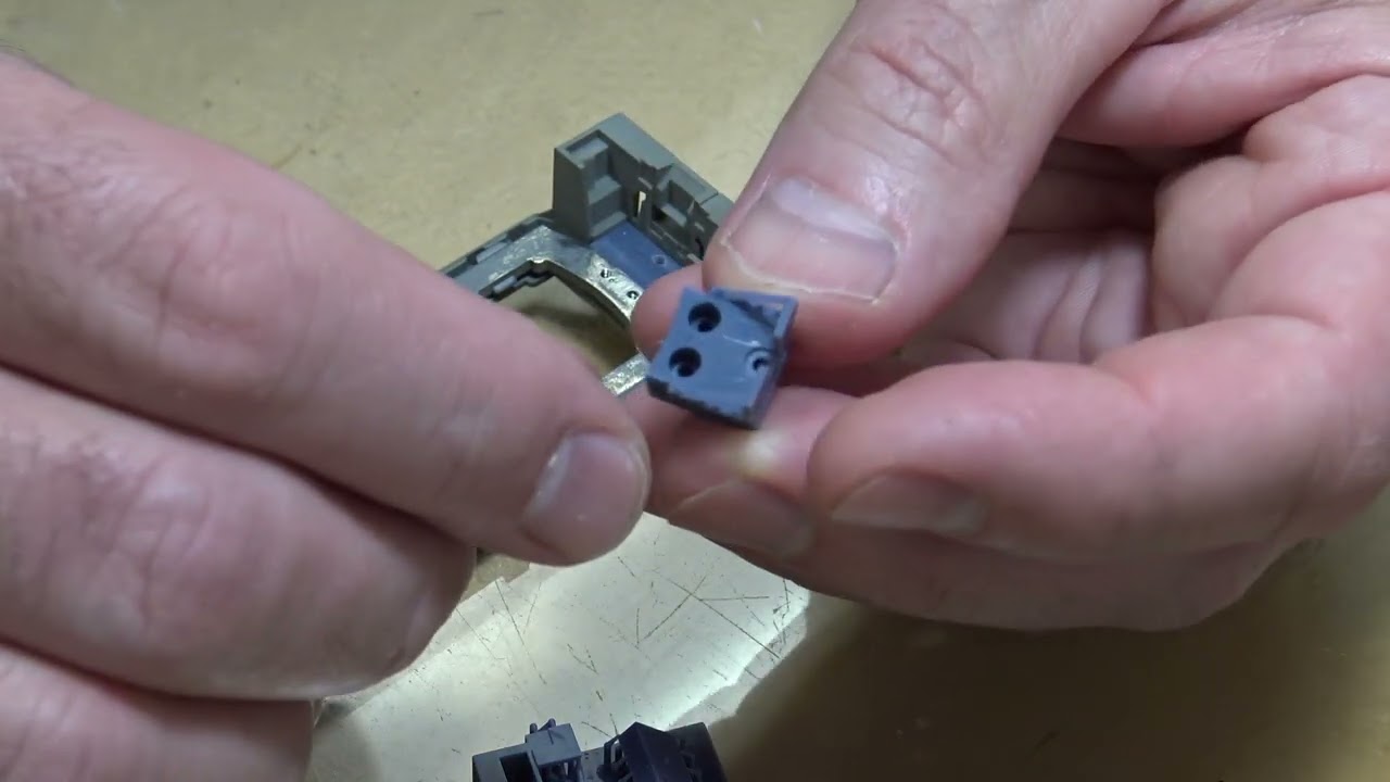 ATLAS YELLOW BOX RS11 #3