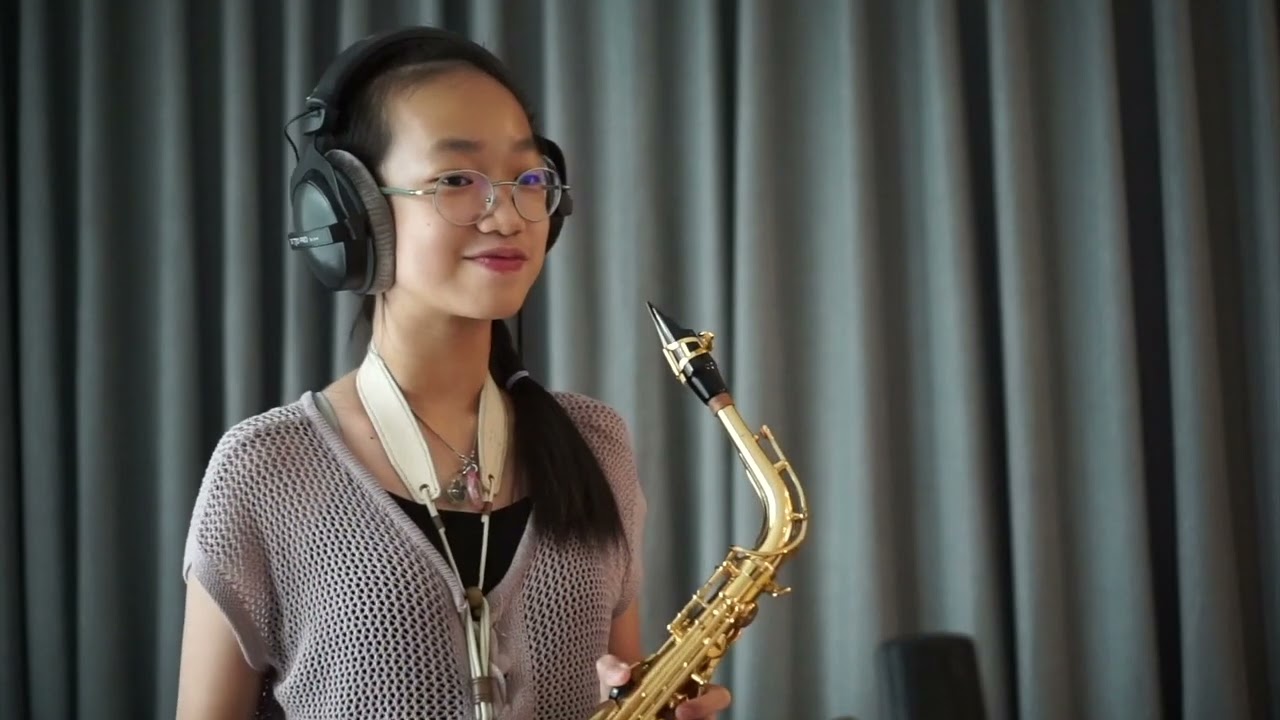 Nothing Gonna Change My Love For You - Saxophone cover by Yuri (Age 11)