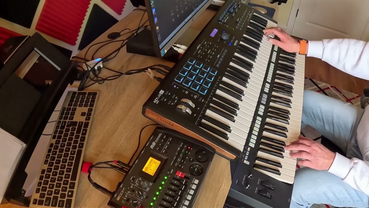 The heritage man - AE Dreams - Arturia MKII 61/ Yamaha PSR S775