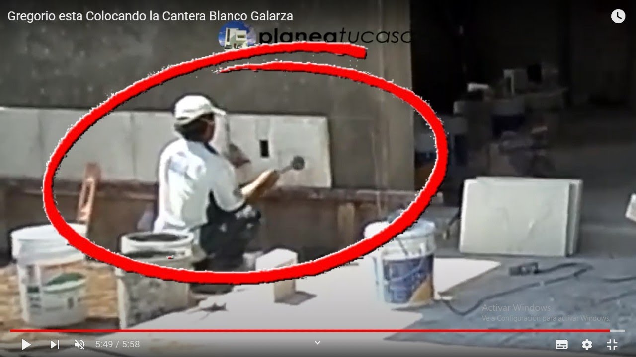 Gregorio esta Colocando la Cantera Blanco Galarza