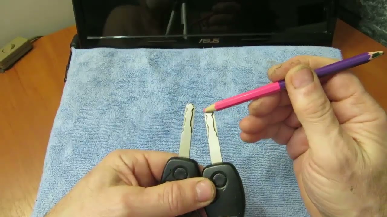 Про ключі замка запалювання.