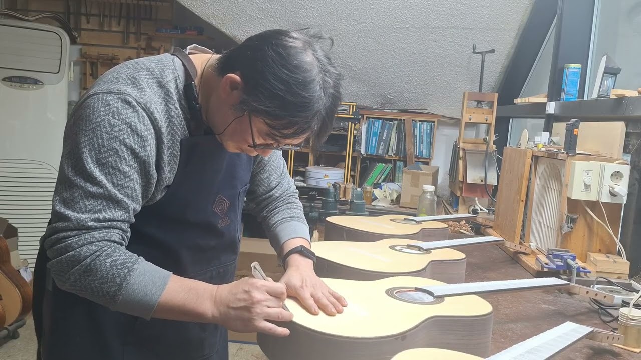 Making Guitar HongSik Uhm / 엄홍식 기타 제작 2026년 1월 20일