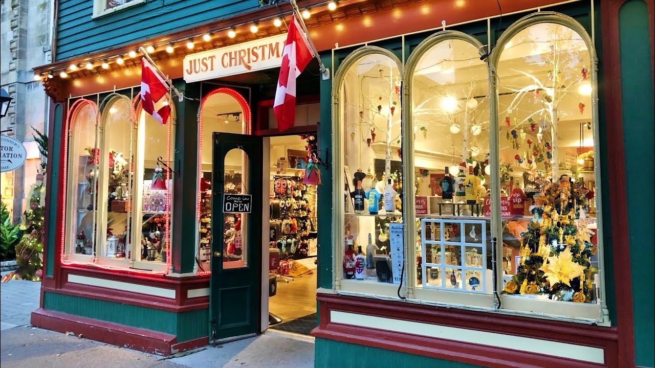 Best Christmas Store in Ontario Canada and Christmas Vibes Walk in Niagara on the Lake | 4K