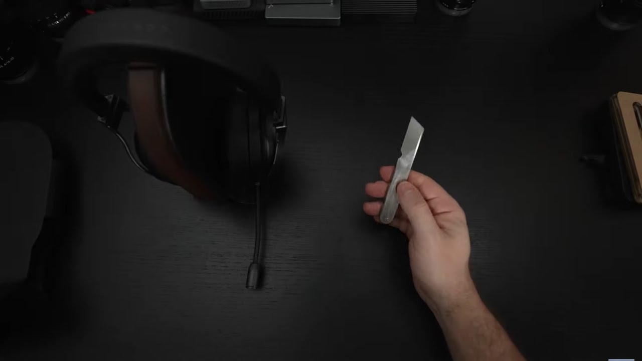 Grovemade Headphone Stand And Task Knife First Look