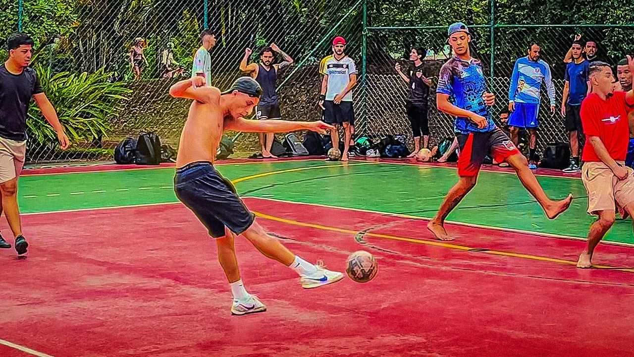 DRIBLOU a METADE do time E FEZ UM GOLAÇO!🚀- RACHÃO