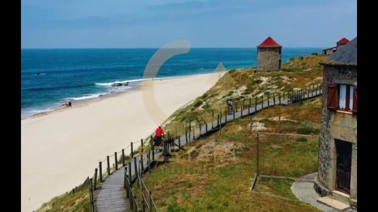 Lote com 1060m² com PIP aprovado para Moradia  T3 Unifamilar - Forjães - Esposende