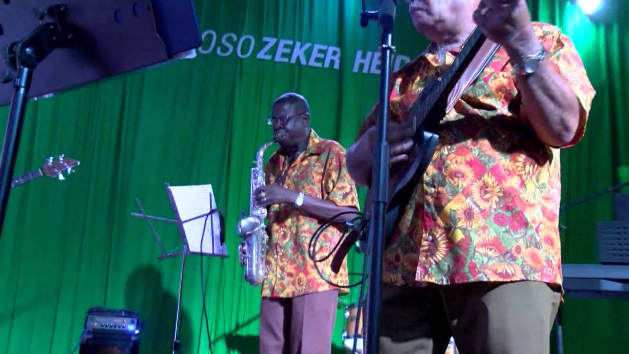 LELE SINA GO & MOOI MOOI AWESE MEDLEY  TUNNY EN ZIJN VERVUURT'S COMBO