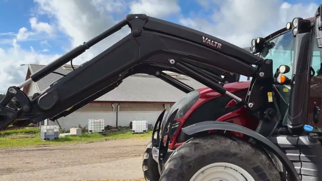 VALTRA N174