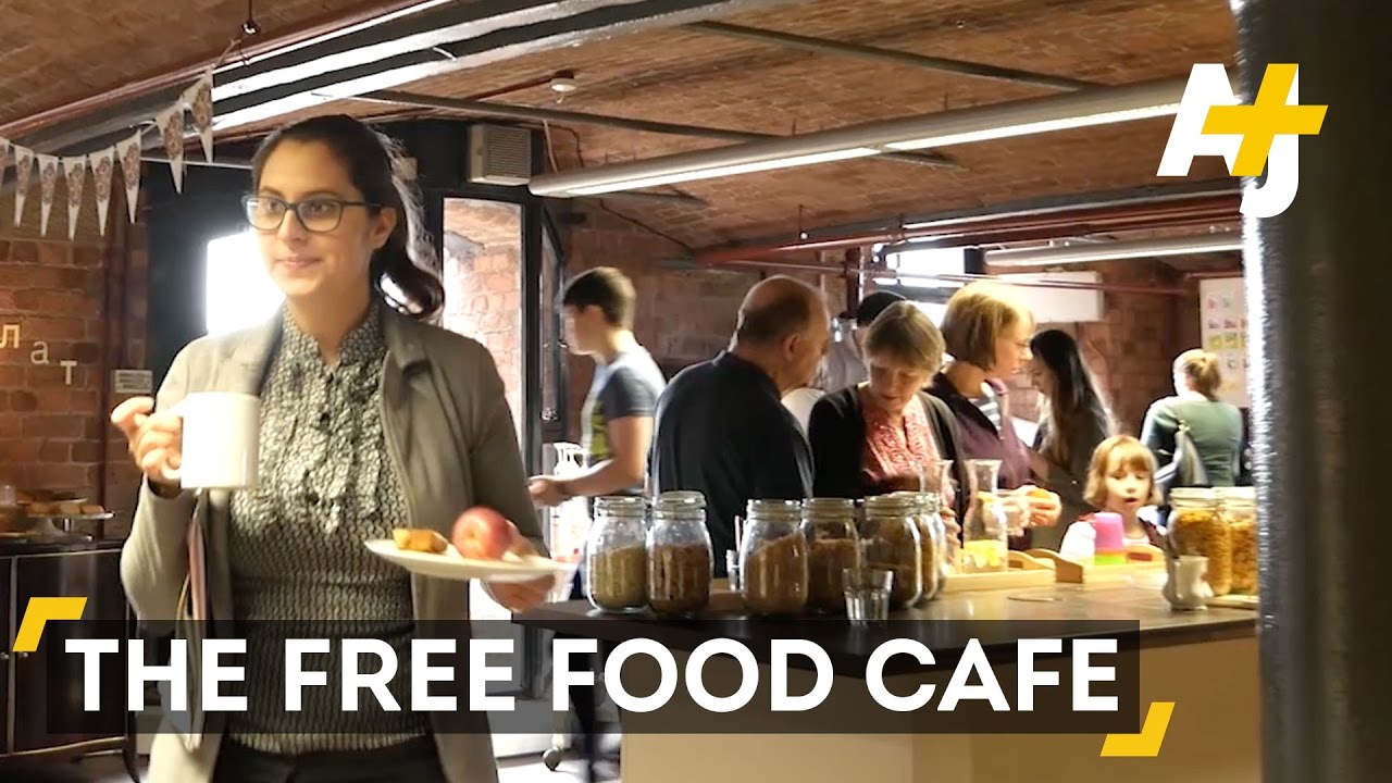 You Only Pay For Time At This Cafe