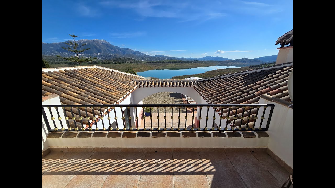 NOW SOLD: Buying a holiday home in Andalucia: Cortijo el Parador at Vinuela, EXCLUSIVE at 690,000€