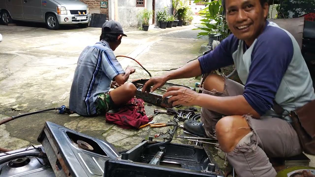 Apinya membuat hitam di wajan !! Ini cara mengatasinya #service kompor Jepara 