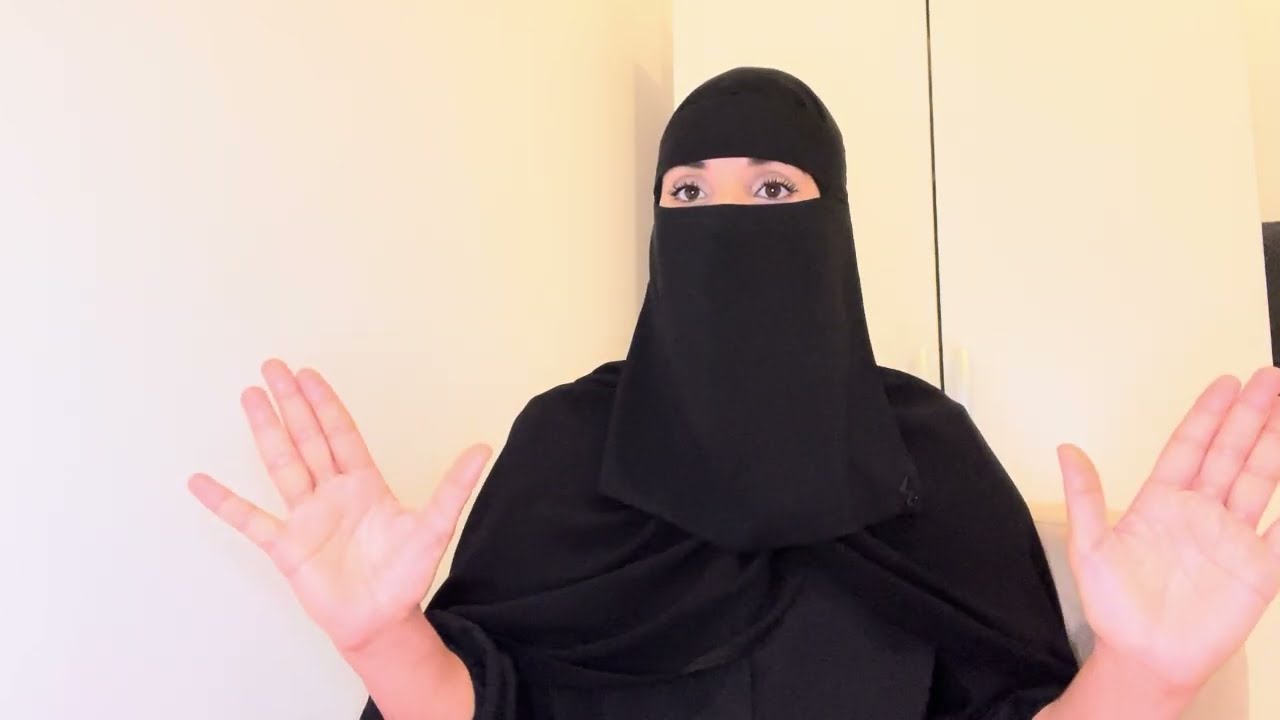 كرا طموبيلا وضحك عليها