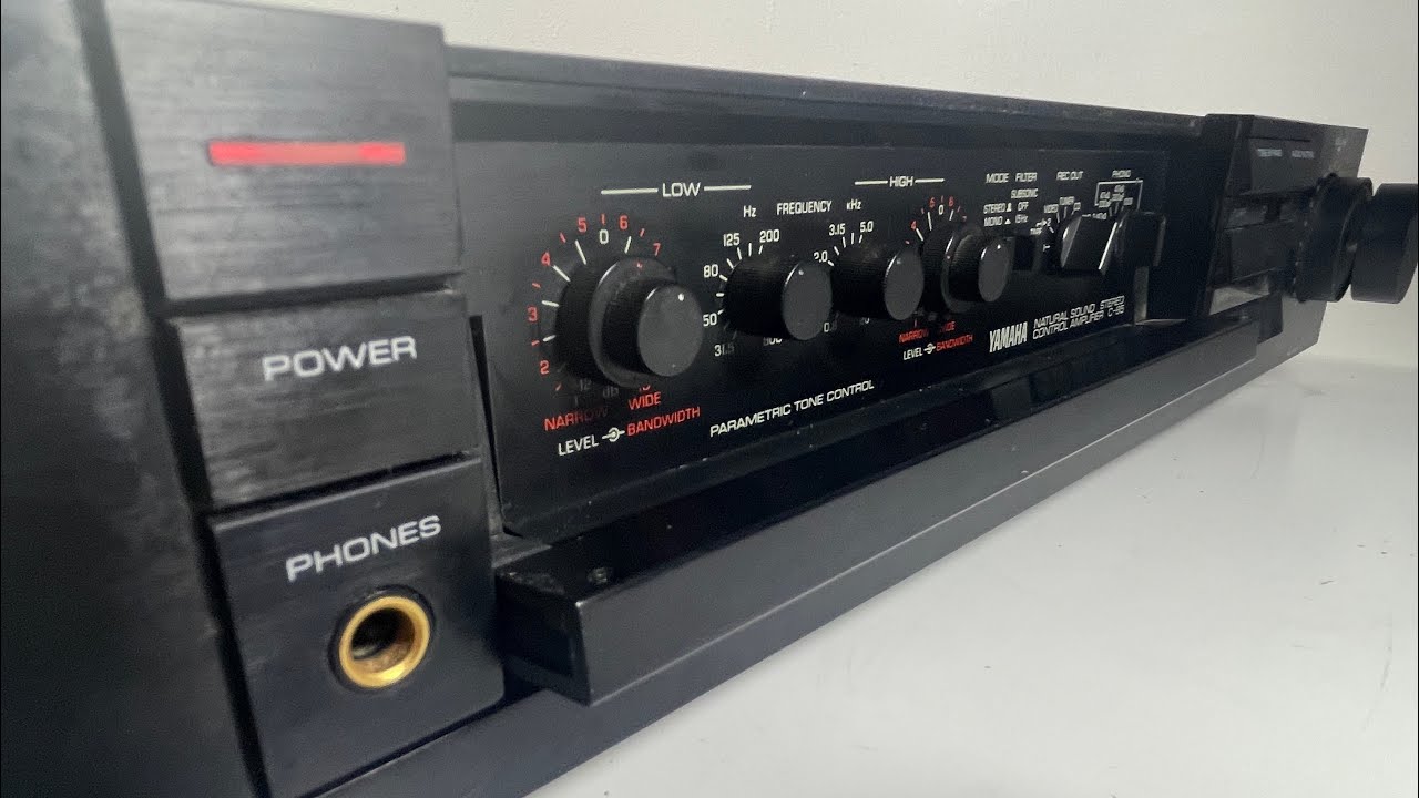 eBay Listing: Yamaha C-85 stereo preamplifier overview and condition