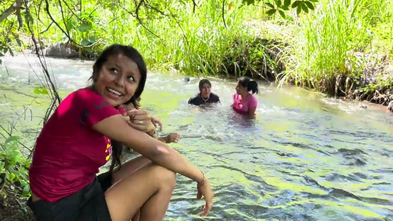 REGRESAMOSSS!!!!!    MIENTRAS la Tia Sonia lucha por su vida, SARITA CASI SE ACABA LOS MAMONES 😅😅😅