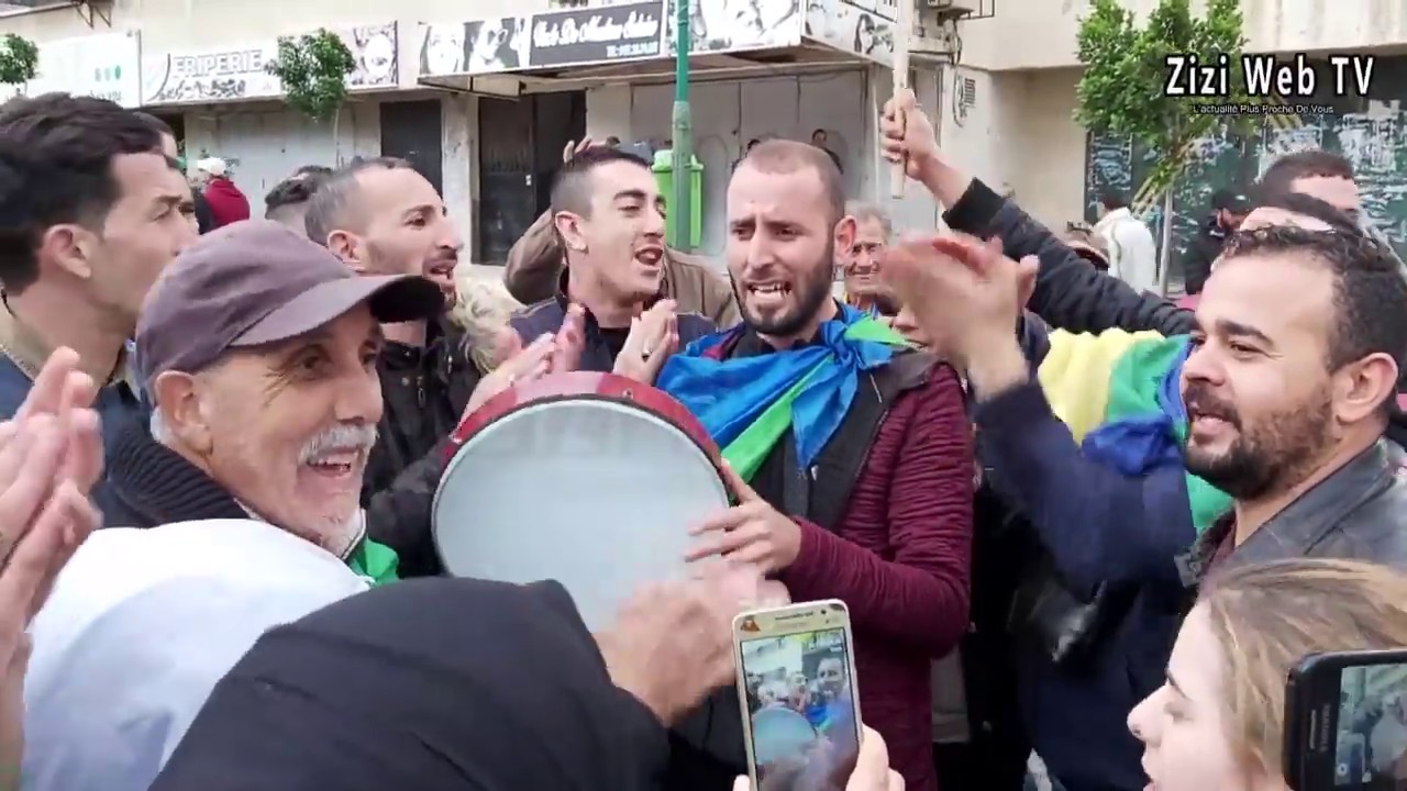 Tizi-Ouzou Réplique Avec Poésie Et Dit Non à Gaid Salah Et Refuse Le Vote Du 12 Décembre 2019 ...