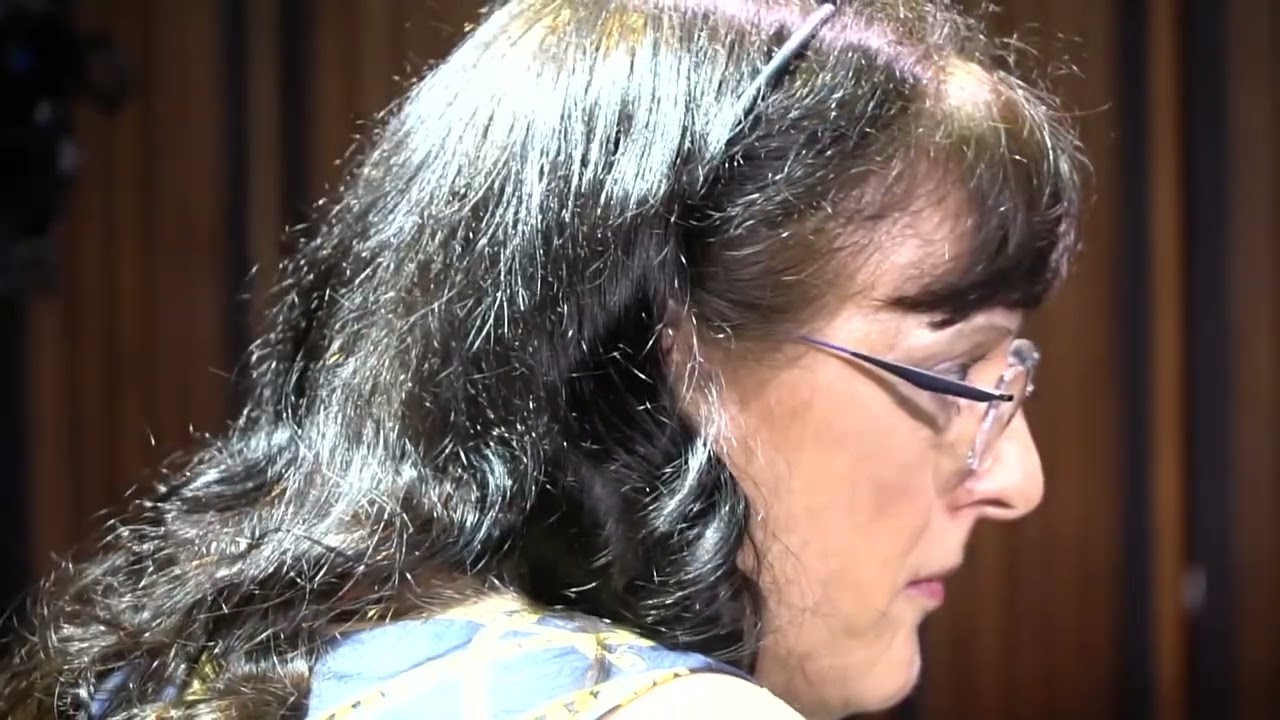 L. van Beethoven - Sonata op  27, n 2 (Sonata ao Luar) - Piano: Elaine N Miniussi Azevedo - ao vivo