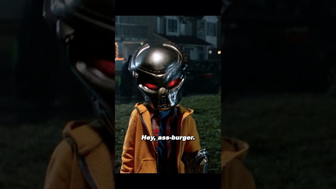 🎃 Predator Helmet Kills a Bully! 😱 | The Predator (2018) - Halloween Gone WRONG