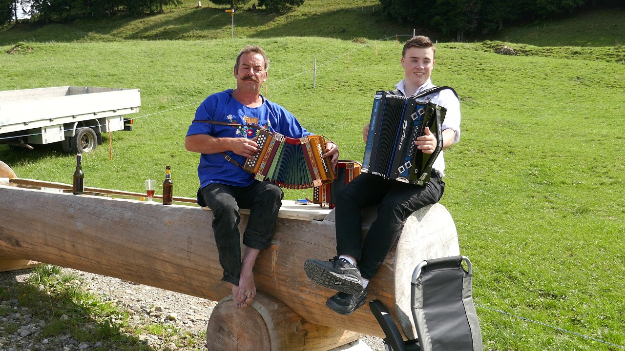 Chöpfäbärgler auf der Alp Unterwillisberg