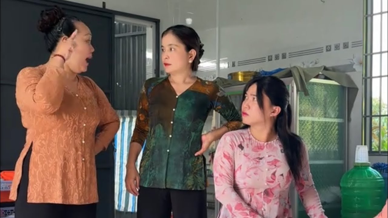HẬN CHỒNG NÊN ĐẶT TÊN CHO CHÁU NỘI LÀ HOÀI HẬN 