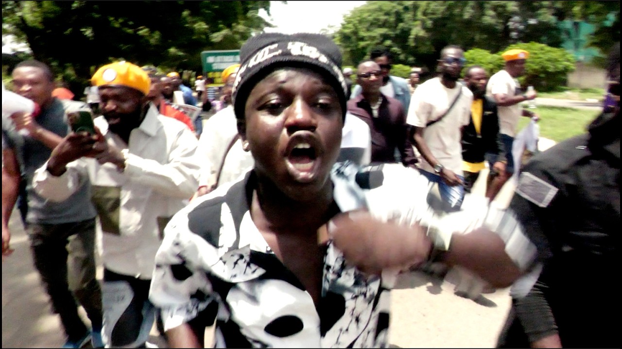 ''Who Is The Bandit?' &ndash; June 12 Protesters Storm Streets, Dare Tinubu To Arrest Them