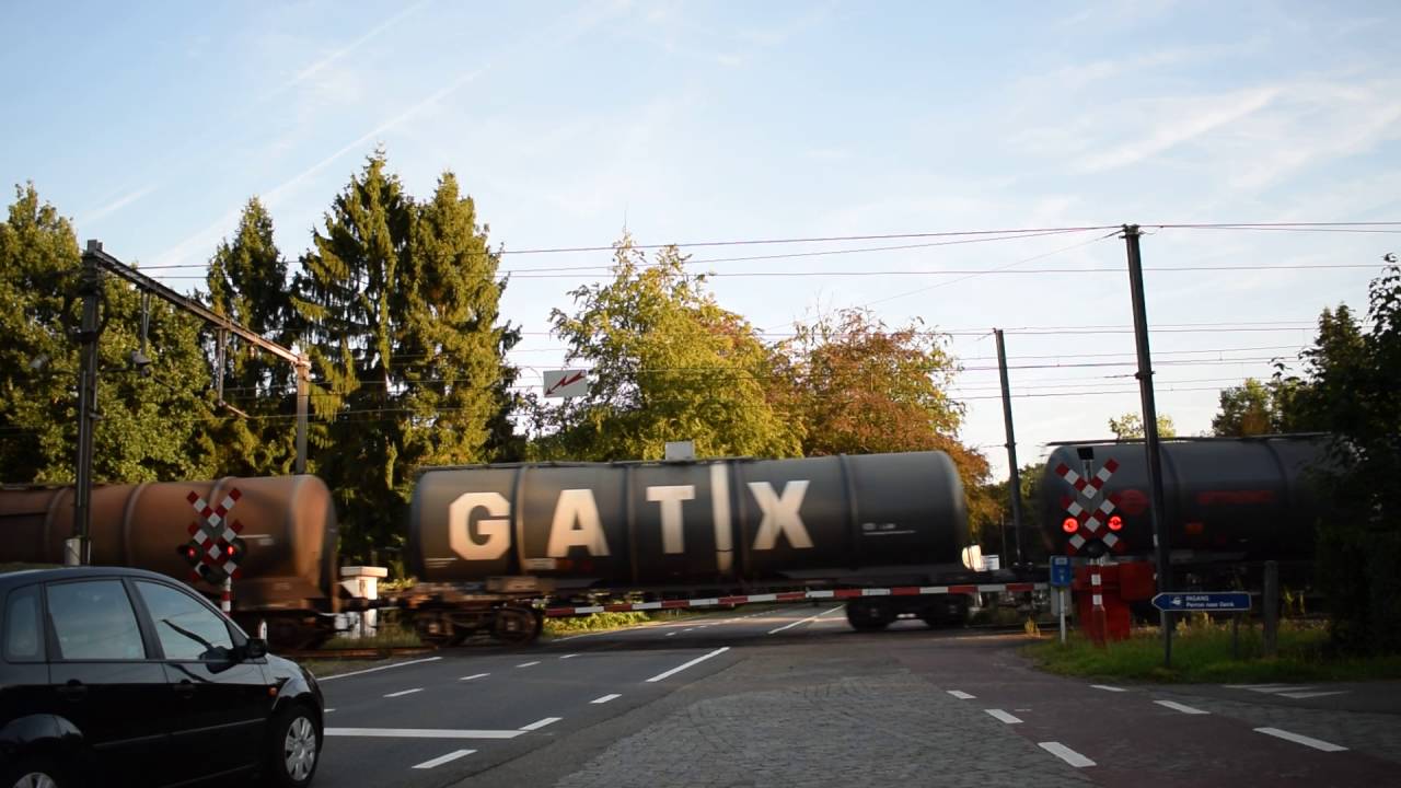 Spoorwegovergang Bokrijk // Railroad crossing Bokrijk // Bahnübergang Bokrijk