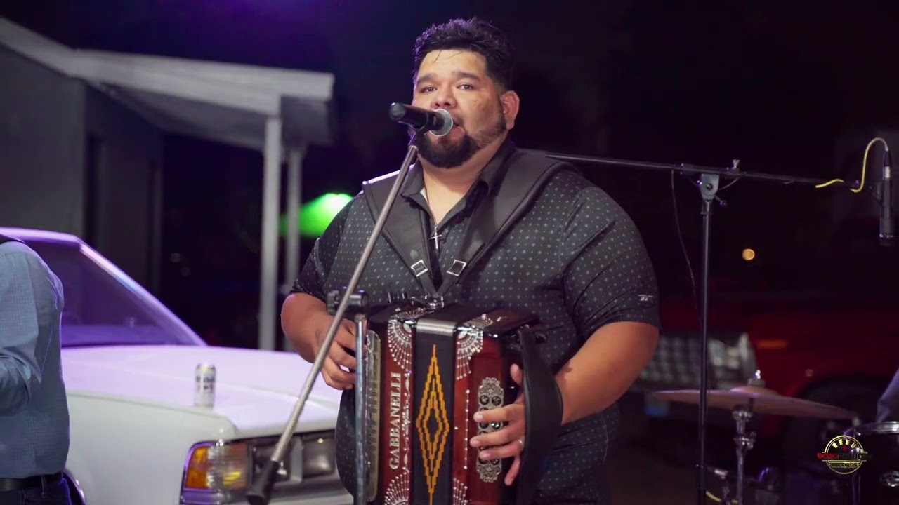 K-Liz Norteño-Popurri Del Pueblo/Eso Si Nunca Podrás/Cobardemente/Recuerdame Y Ven