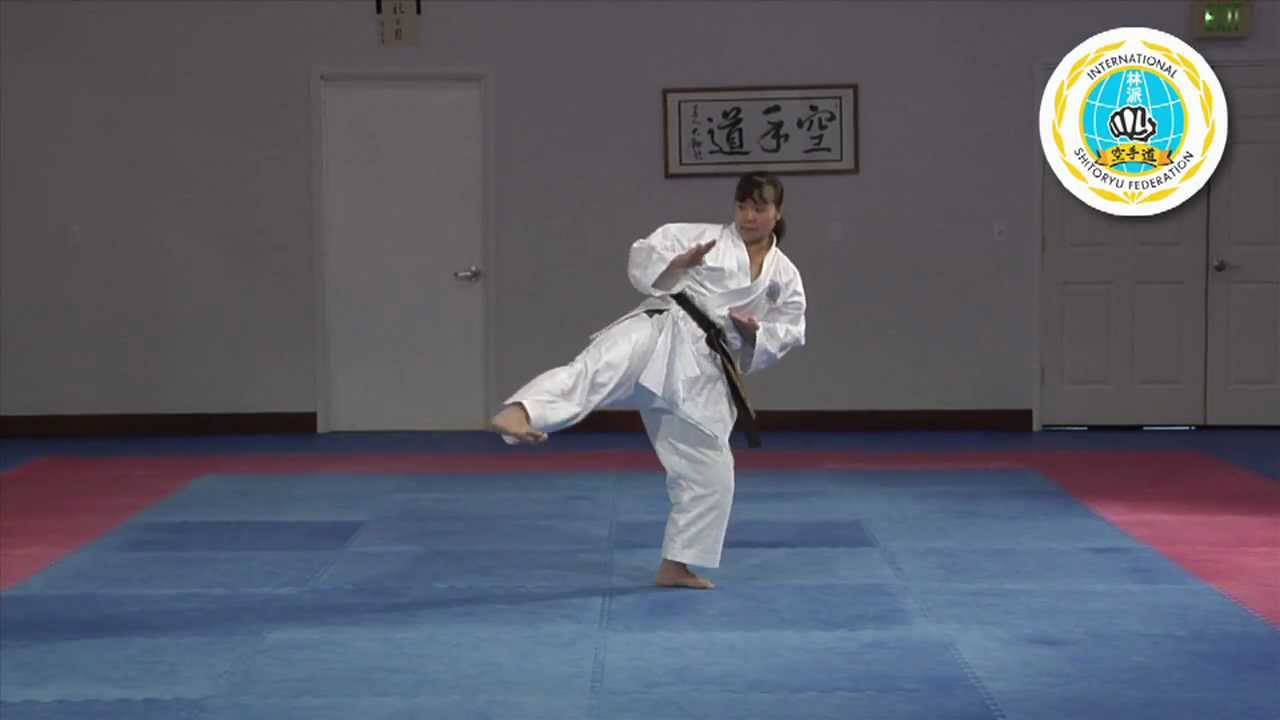 Kururunfa - International Hayashi-Ha Shito-Ryu