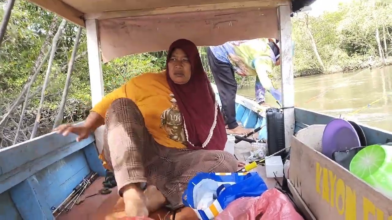 @kayonfishing4129... Memburu si capit biru super babon di spot muara pulau