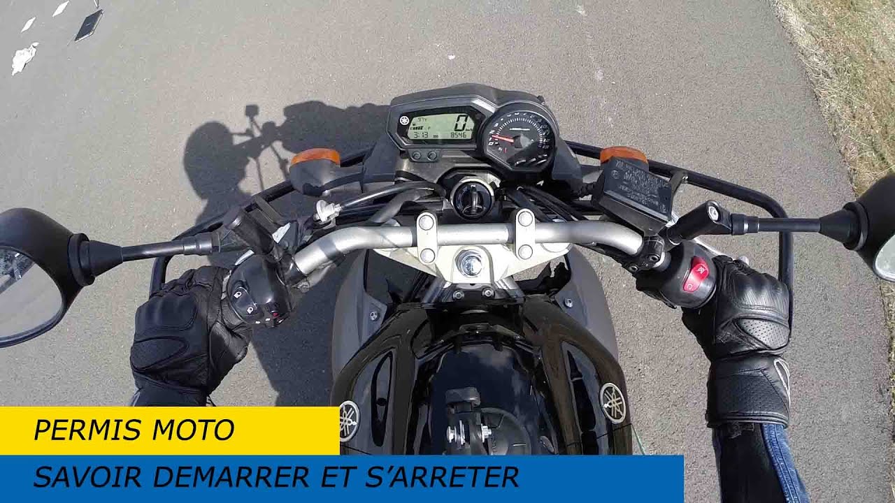 Permis moto : Démarrer une moto