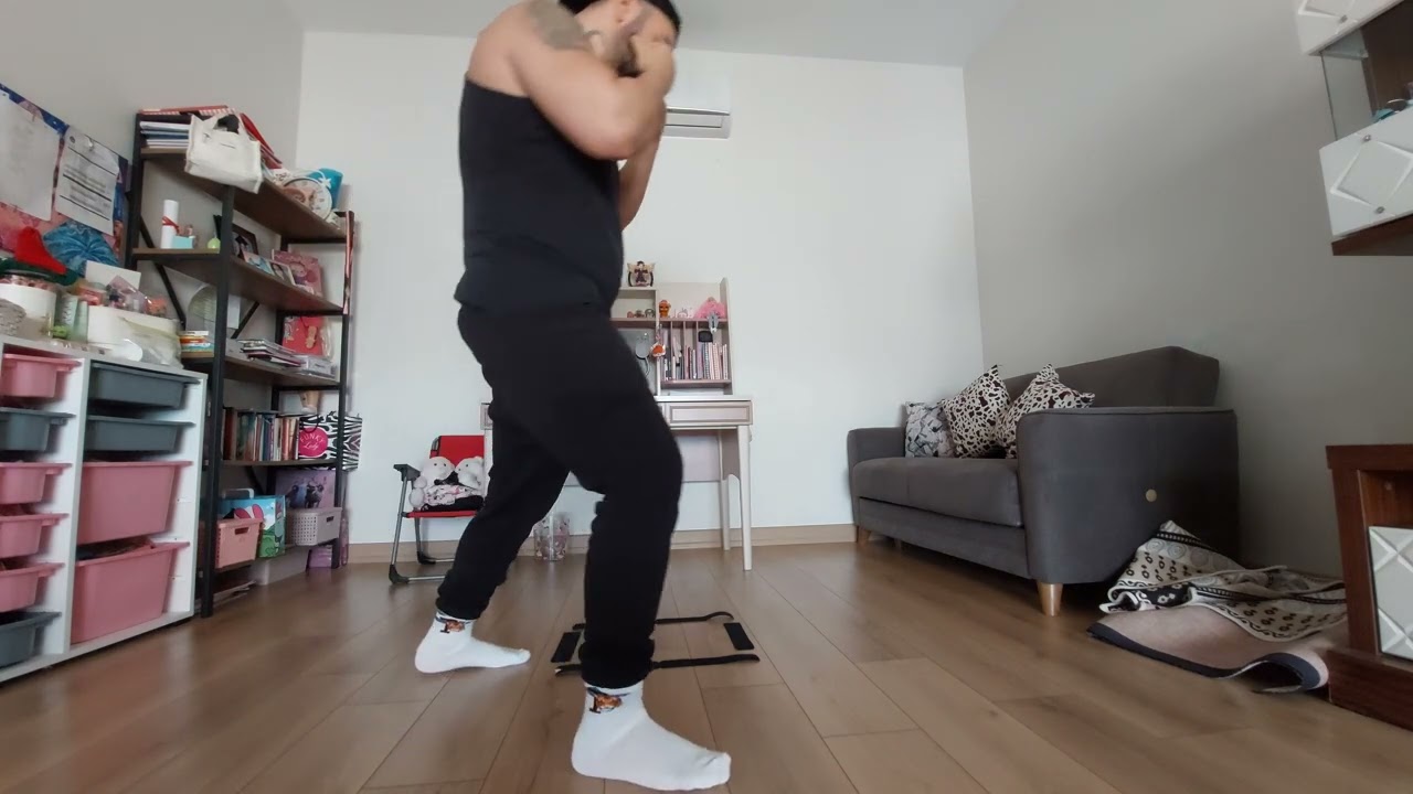 Boksta ayak hareketleri ve vuruşlar nasıl yapılır?