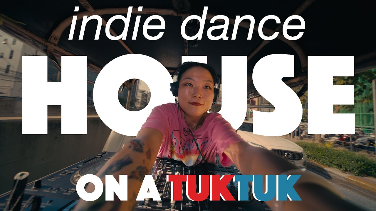 House and Indie Dance on a Tuktuk | Rui Tang