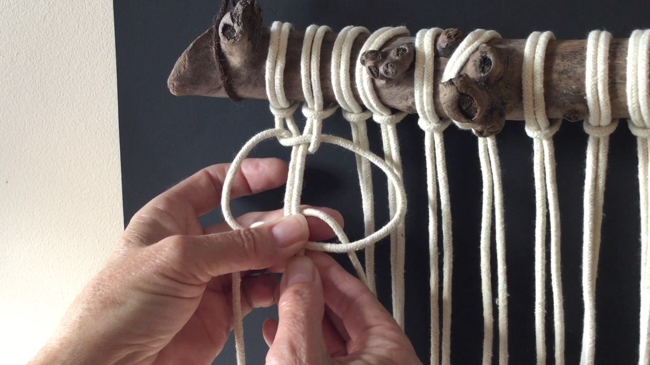 How to do macrame knots - SQUARE KNOT