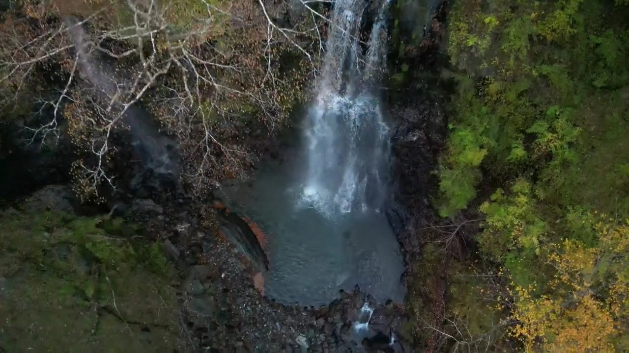 香美市　長笹谷　百間滝　ドローン空撮