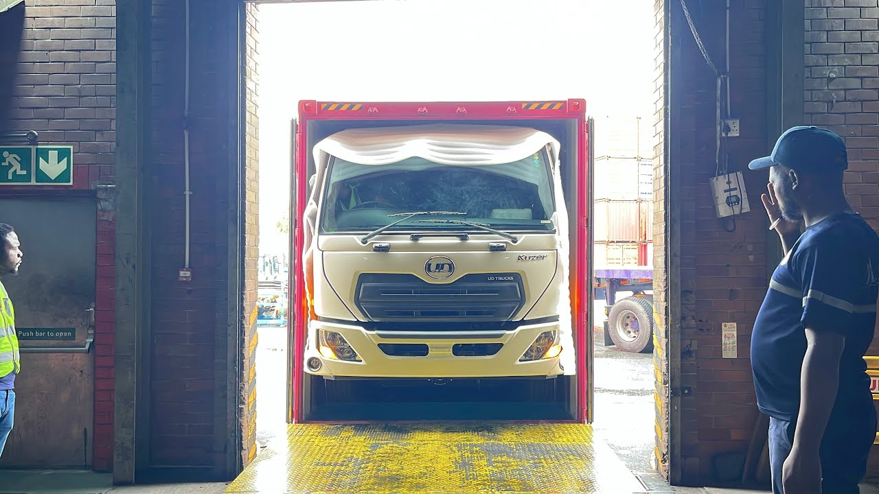 How to unload trucks from container HC40” 