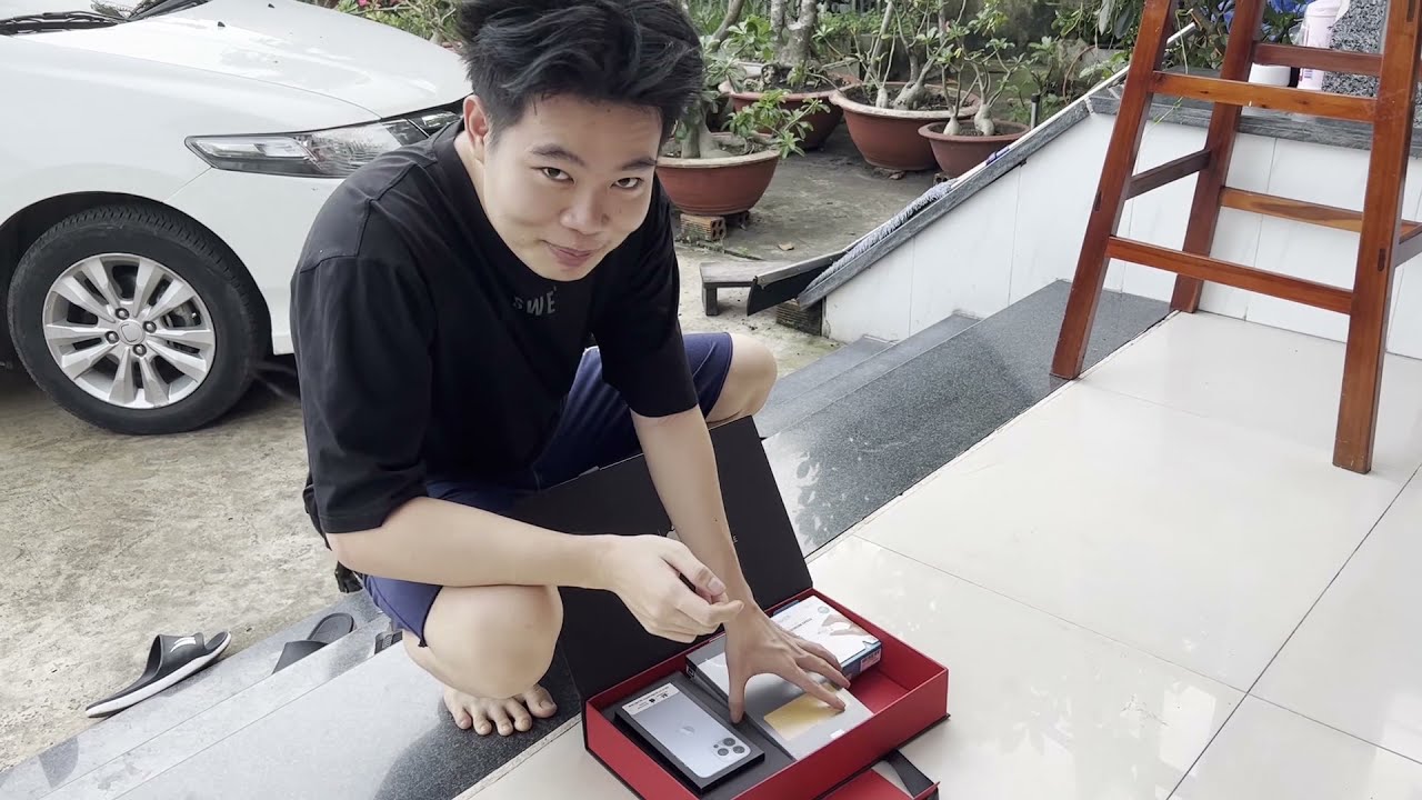 TẶNG DƯƠNG LÂM PHIÊN BẢN TUỔI 20 CHƯA CHỈNH SỬA IPHONE 13 PROMAX