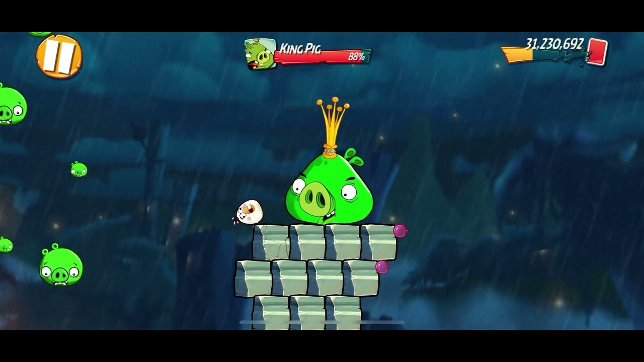 Angry birds 2: boss battles King Pig