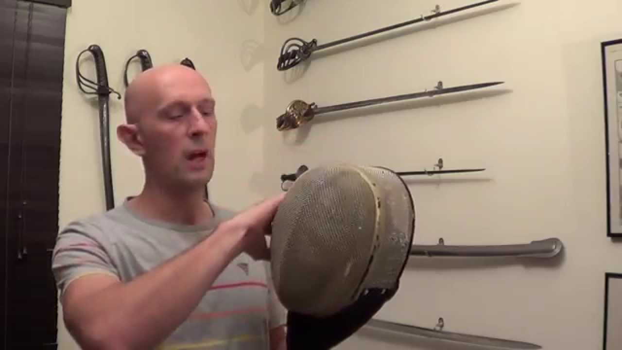 Smelly fencing masks in HEMA