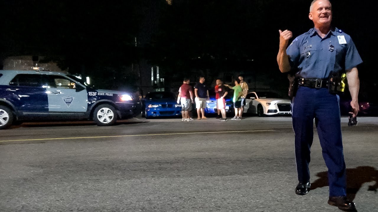 BOSTON COPS LOVE SUPERCARS!  *FRIENDLIEST COP EVER